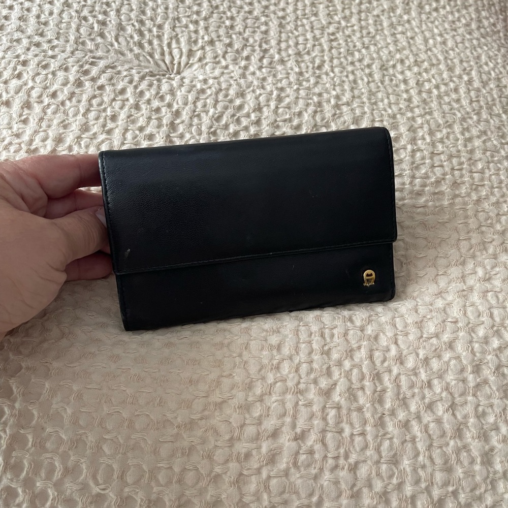 Etienne Aigner black wallet